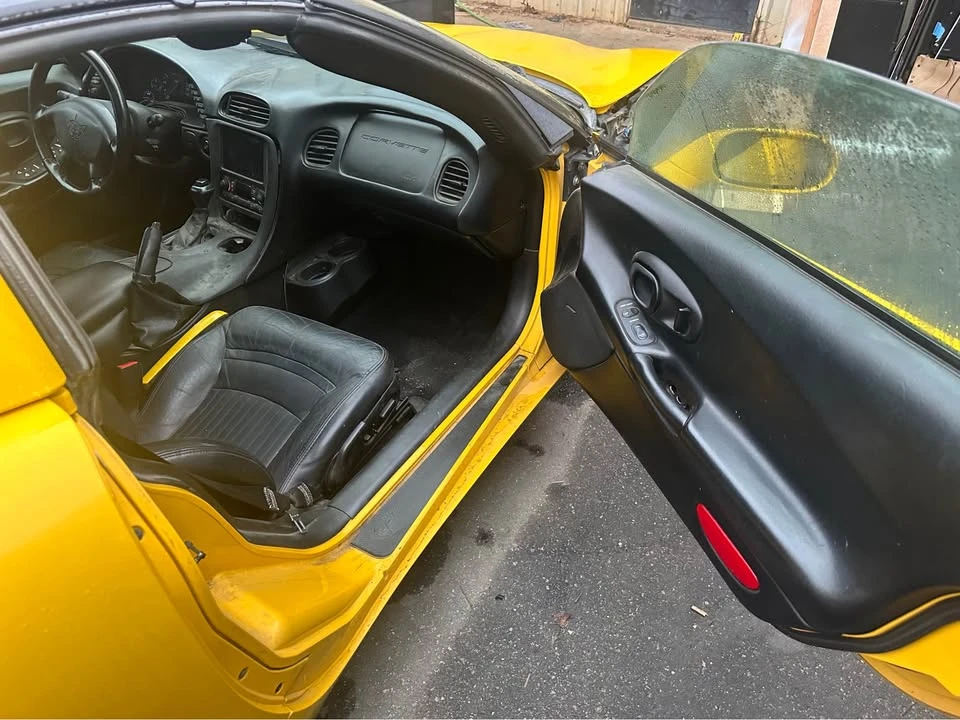 2003 Chevrolet Corvette C5 - Image 2 of 5
