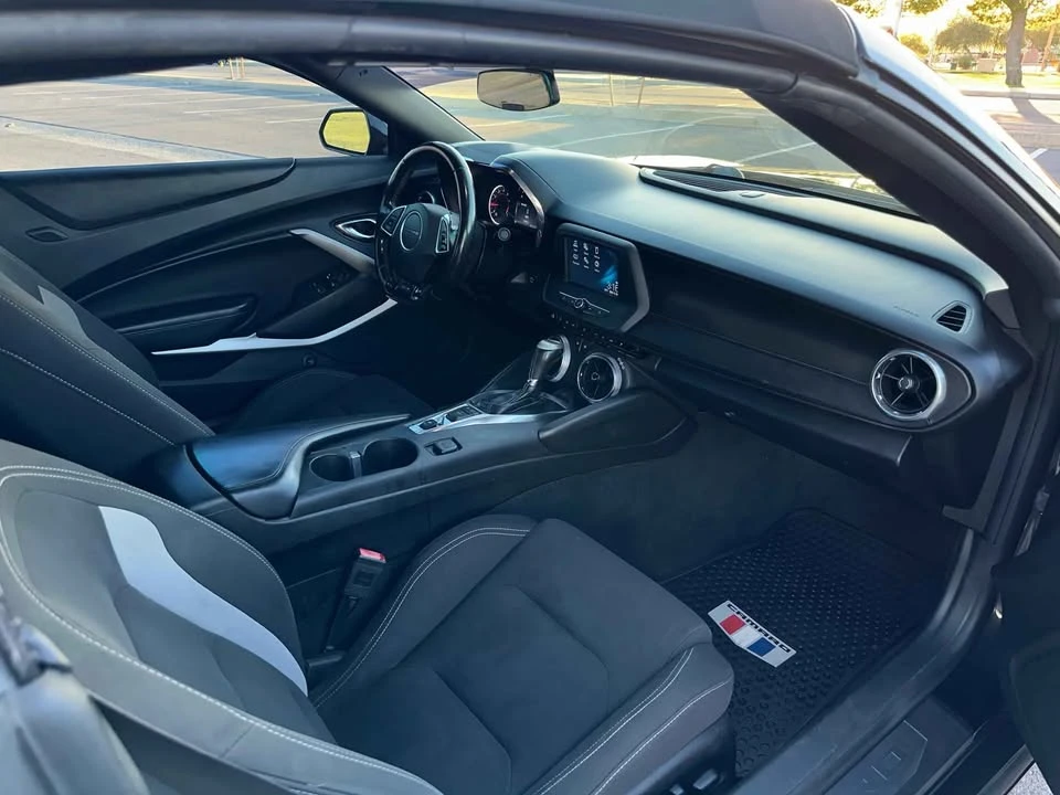 2017 Chevrolet Camaro 6th Gen - Image 5 of 10