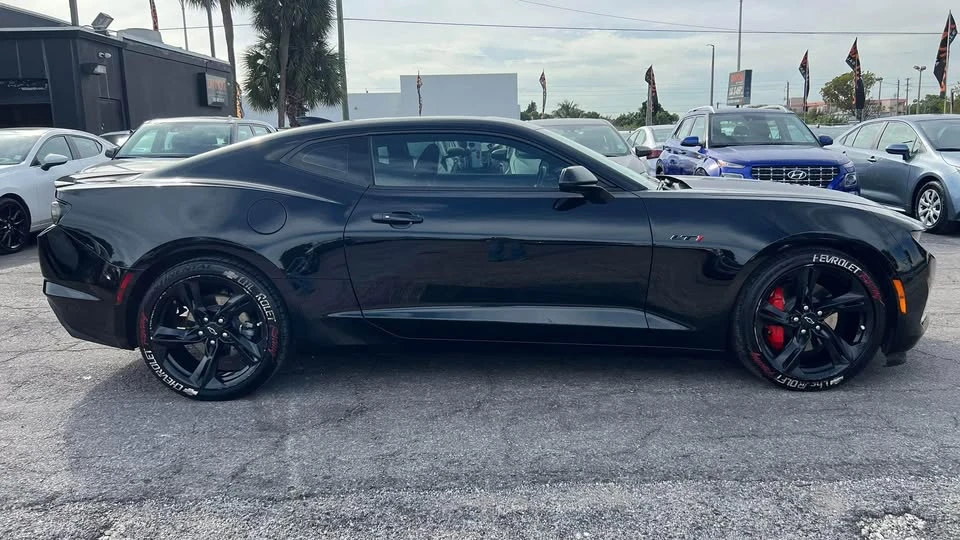 2022 Chevrolet Camaro 6th Gen - Image 8 of 10
