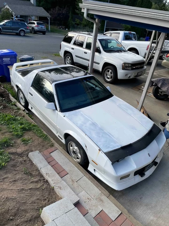 Chevrolet Camaro 3rd Gen - Image 3 of 7