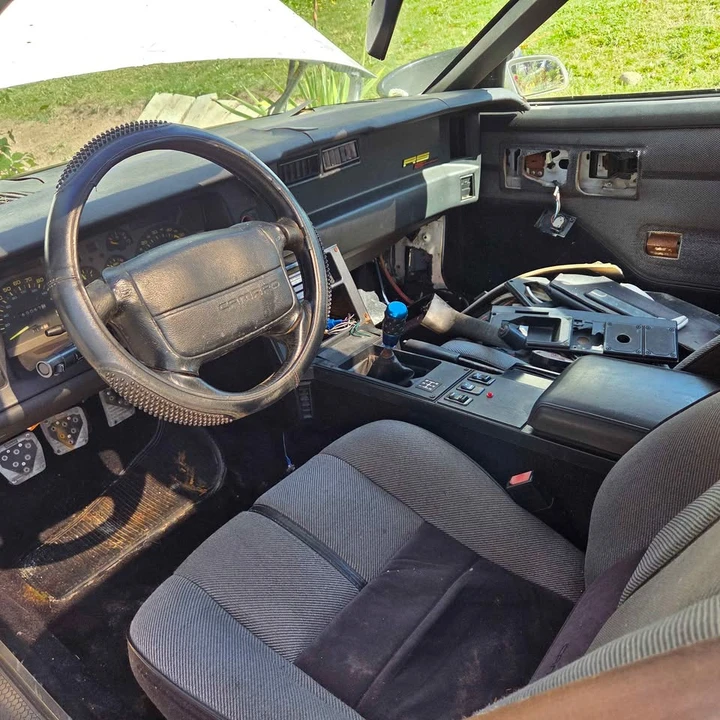 Chevrolet Camaro 3rd Gen - Image 5 of 7