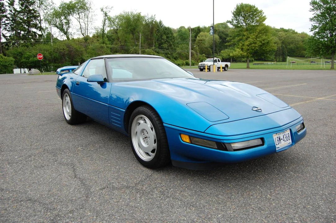 1991 Chevrolet Corvette C4 - Image 4 of 24