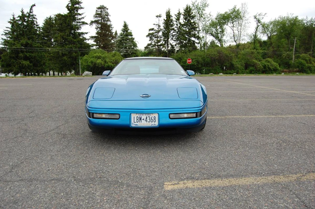 1991 Chevrolet Corvette C4 - Image 3 of 24