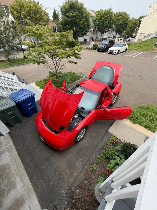 2002 Chevrolet Corvette C5 - Image 2 of 13