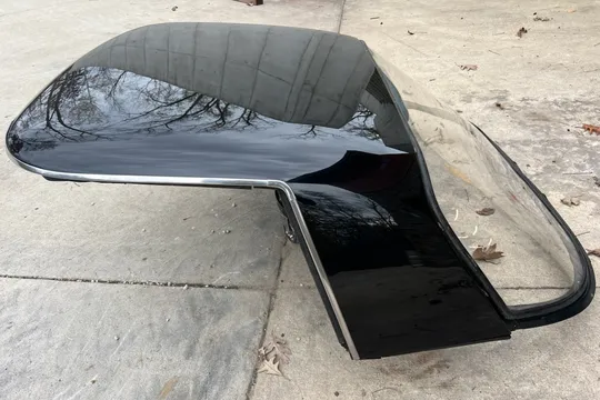 Parts and Automobilia C2 Chevrolet Corvette Removable Hardtop