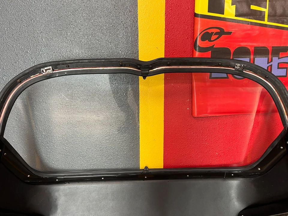 Parts & Memorabilia Bodywork - Image 18 of 31