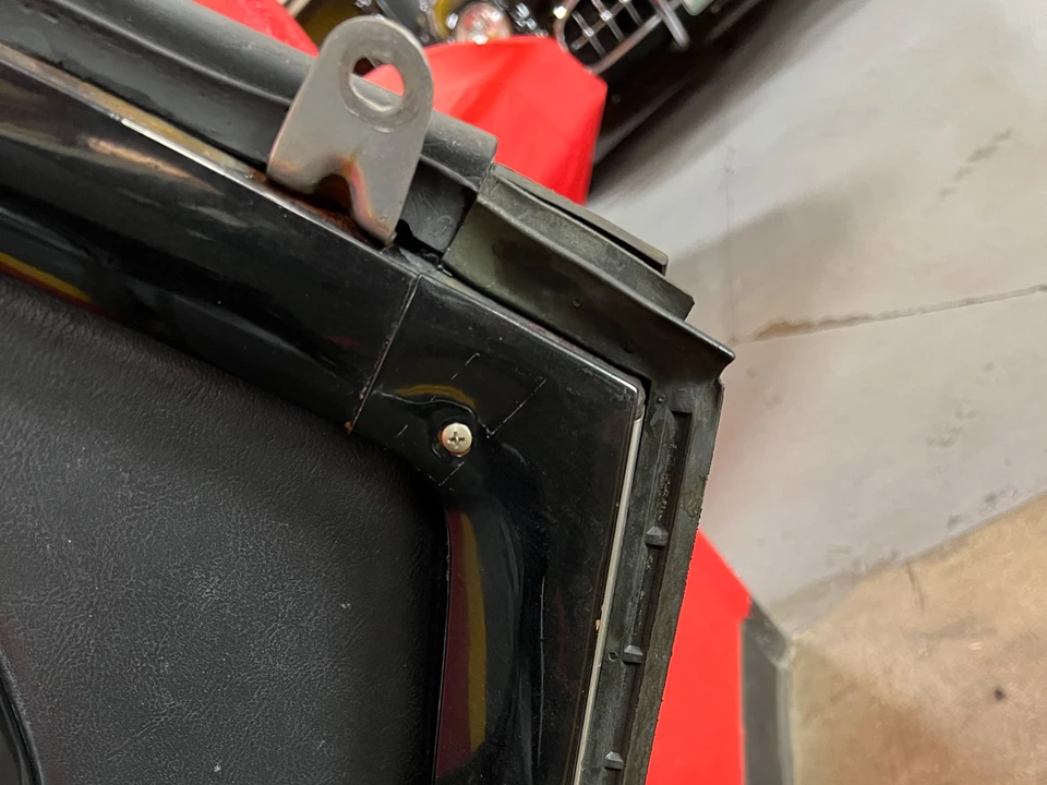 Parts & Memorabilia Bodywork - Image 21 of 31
