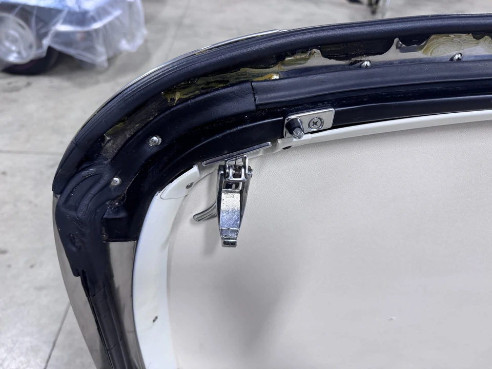Parts & Memorabilia Bodywork - Image 9 of 21