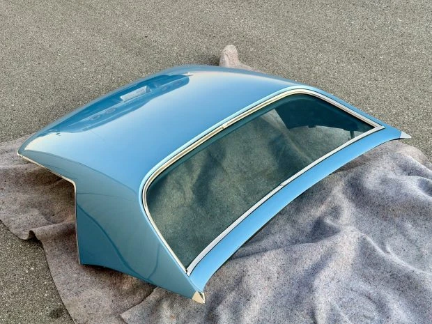 Parts & Memorabilia Bodywork - Image 2 of 3