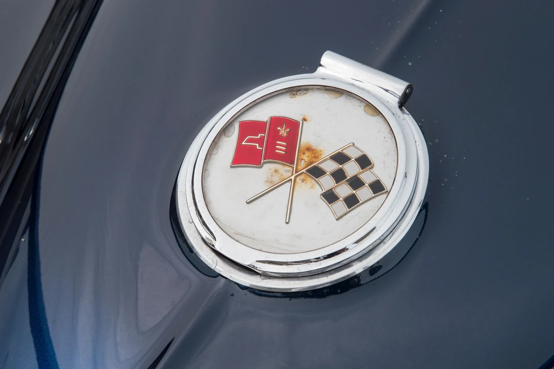 Chevrolet Corvette C2 - Image 14 of 18