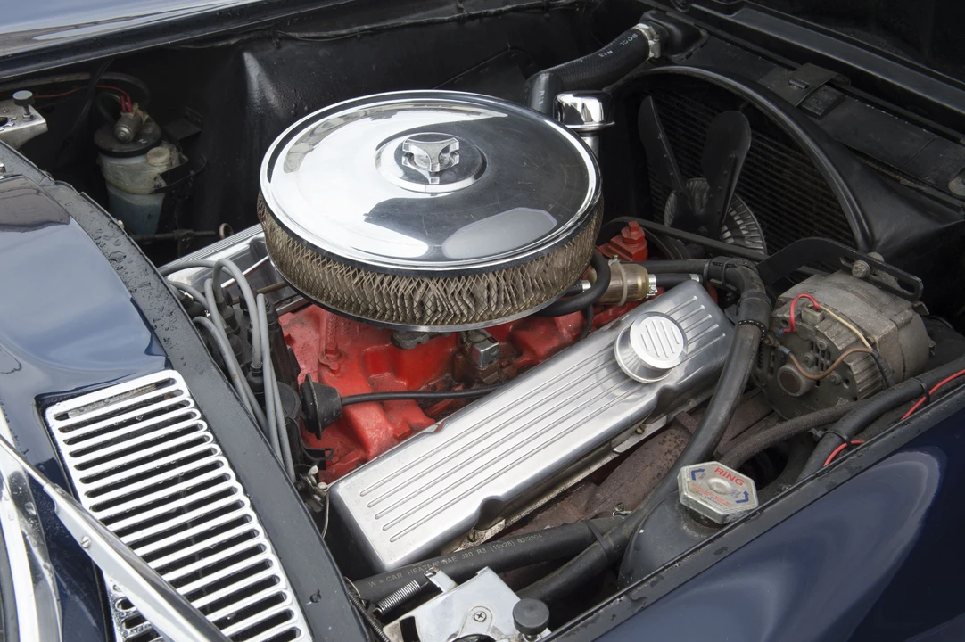 Chevrolet Corvette C2 - Image 11 of 18
