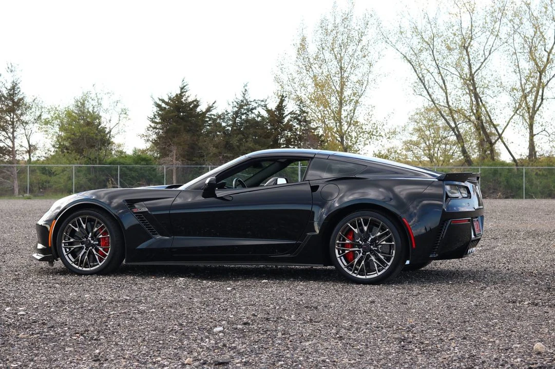 2017 Chevrolet Corvette C7 Z06 - Image 2 of 5