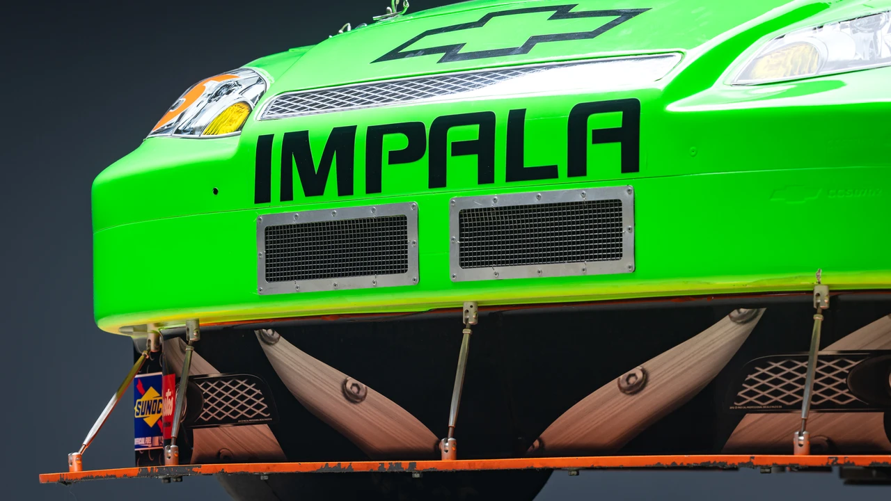 Chevrolet Impala 7th Gen - Image 31 of 31