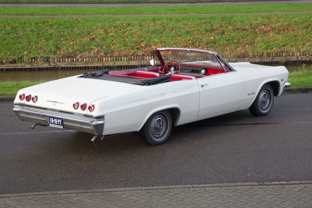 Chevrolet Impala 4th Gen - Image 2 of 17