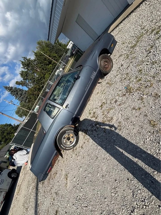 Chevrolet Monte Carlo - Image 2 of 6