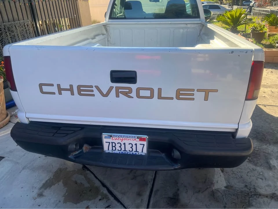 2002 Chevrolet S-10 - Image 7 of 7