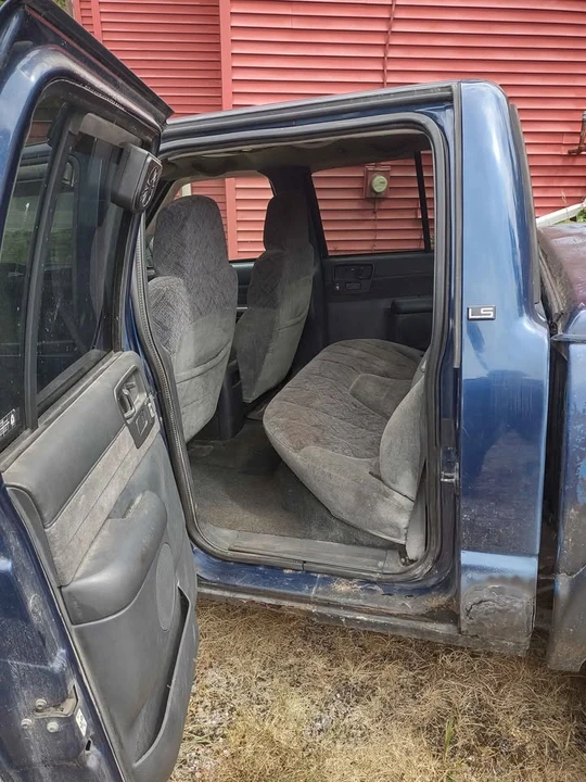 2003 Chevrolet S-10 - Image 4 of 4