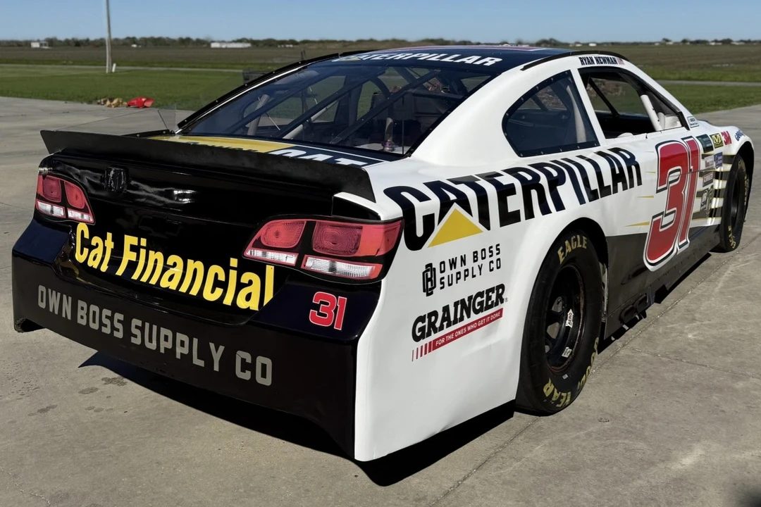 Chevrolet SS - Image 2 of 7