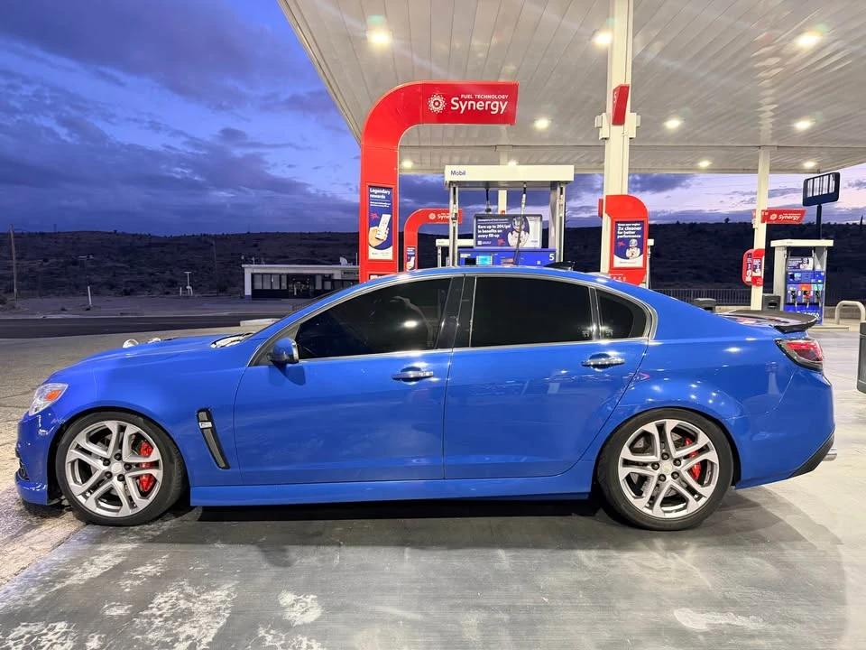 2015 Chevrolet SS - Image 2 of 8