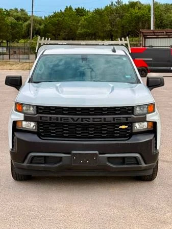 2019 Chevrolet Silverado - Image 2 of 31