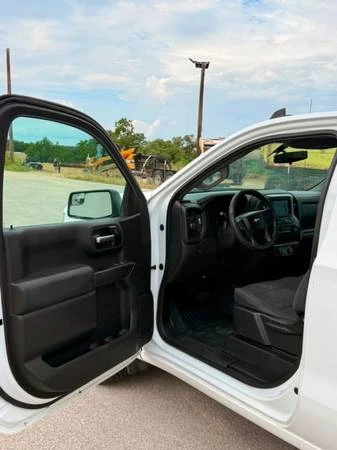2019 Chevrolet Silverado - Image 15 of 31