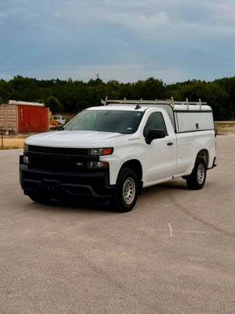 2019 Chevrolet Silverado - Image 4 of 31