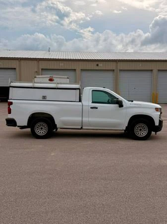 2019 Chevrolet Silverado - Image 3 of 31