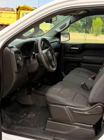 2019 Chevrolet Silverado - Image 14 of 31