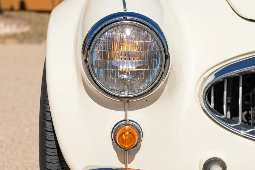 Austin-Healey - Image 28 of 31