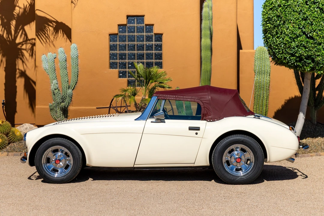 Austin-Healey - Image 6 of 31