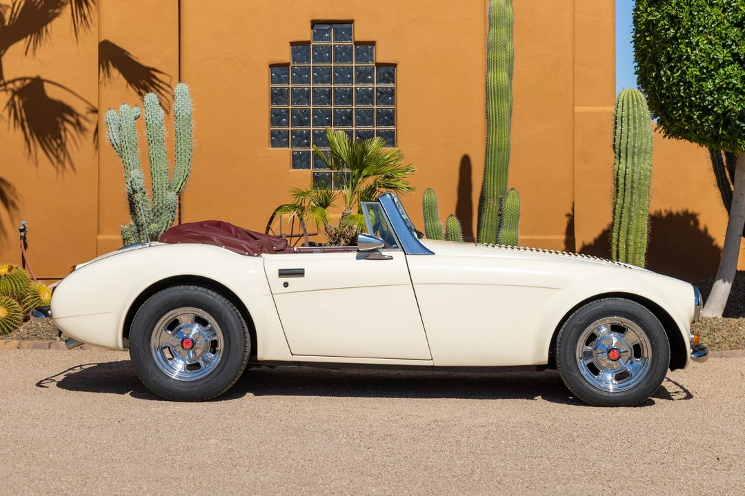 Austin-Healey - Image 20 of 31