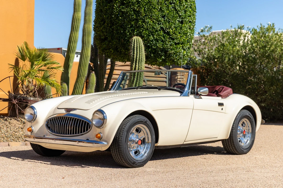 Austin-Healey - Image 14 of 31