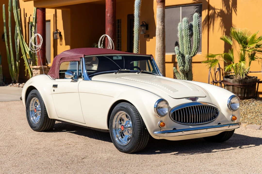 Austin-Healey - Image 2 of 31