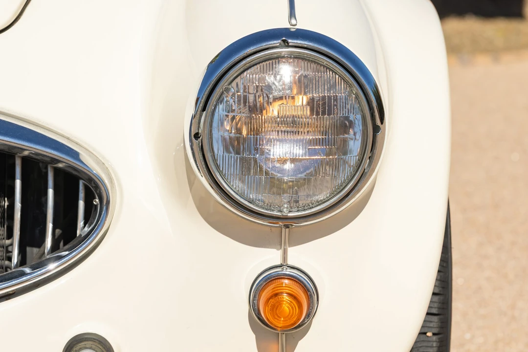 Austin-Healey - Image 29 of 31
