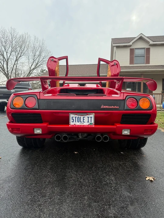 Lamborghini Diablo - Image 24 of 31
