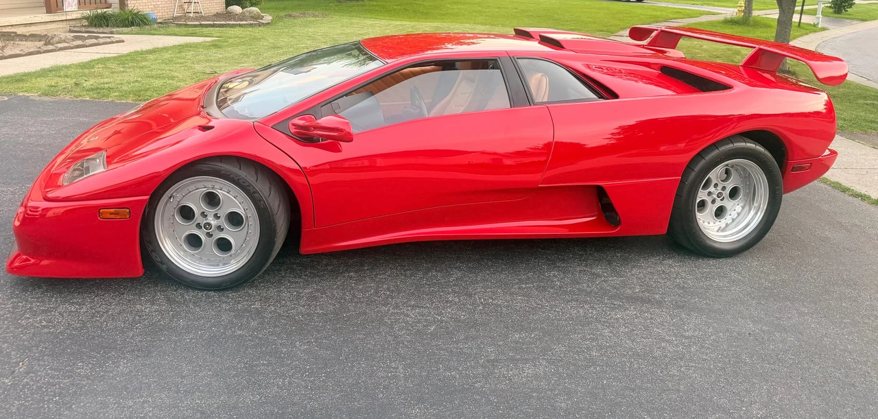 Lamborghini Diablo - Image 11 of 31