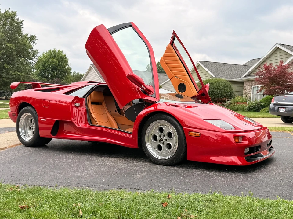 Lamborghini Diablo - Image 22 of 31