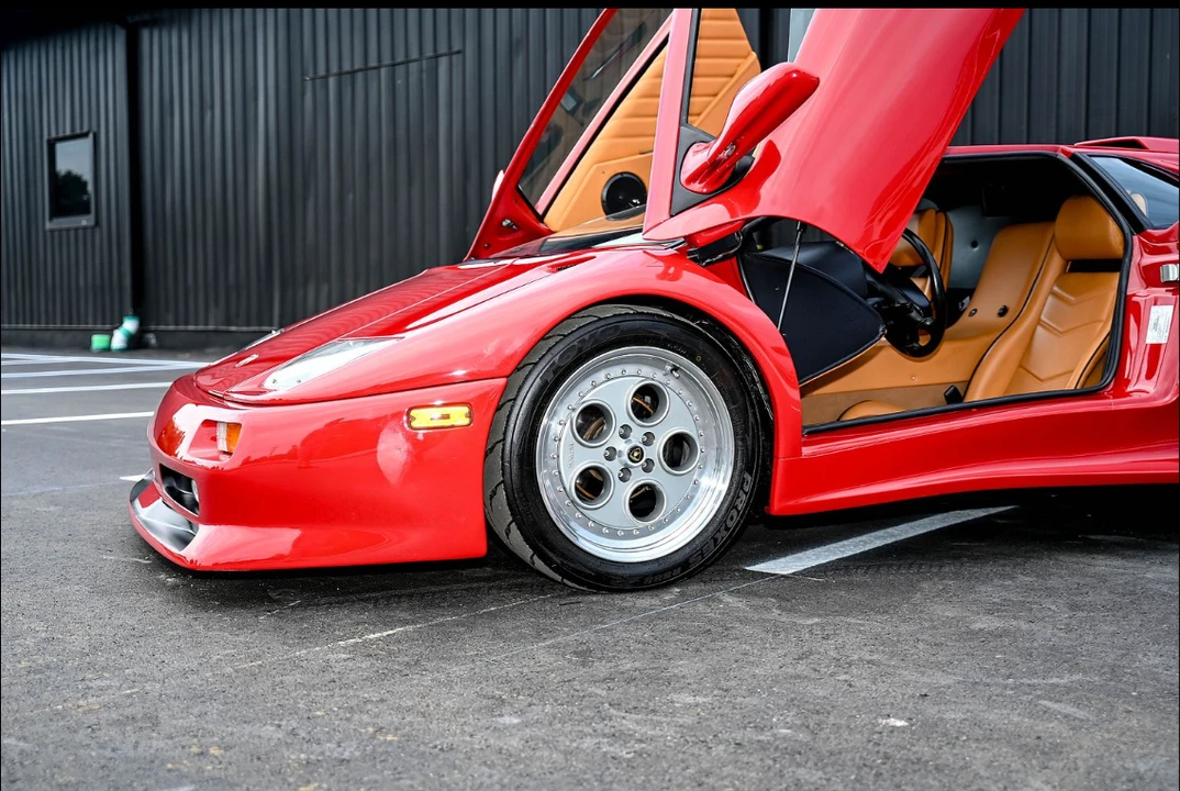 Lamborghini Diablo - Image 29 of 31