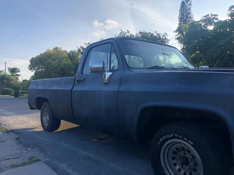 1986 Chevrolet C/K 3rd Gen - Image 2 of 9