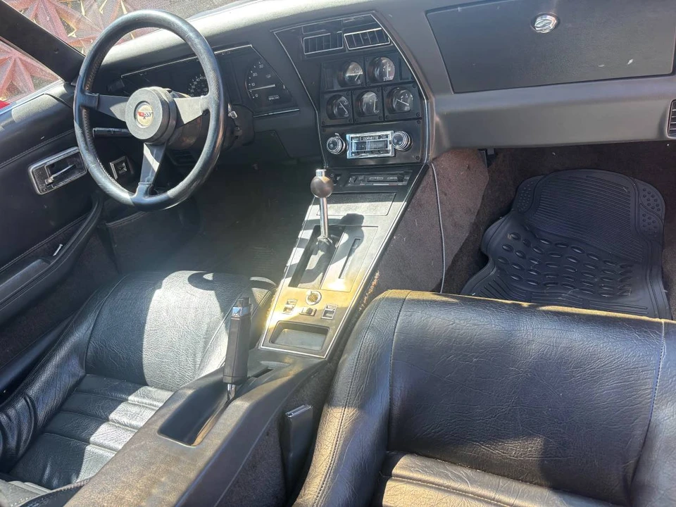 1982 Chevrolet Corvette C3 - Image 8 of 13