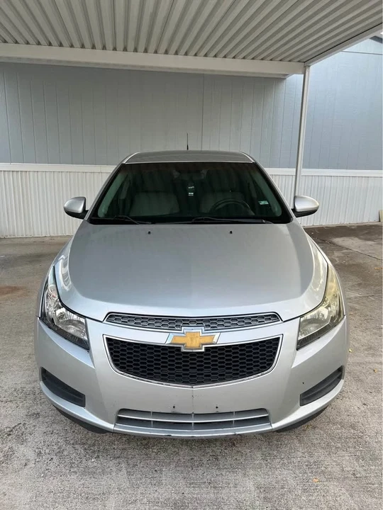 2011 Chevrolet Cruze - Image 3 of 9