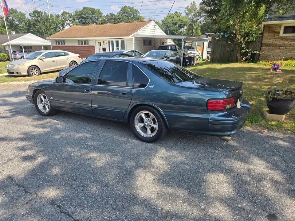 1996 Chevrolet Impala 7th Gen - Image 2 of 7