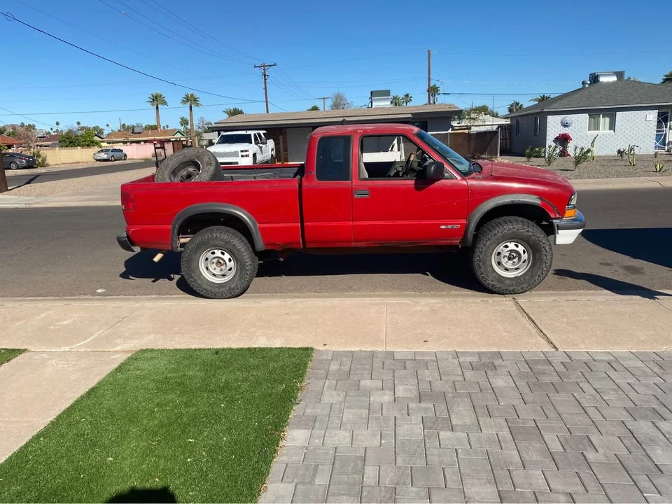 1999 Chevrolet S-10 - Image 3 of 5