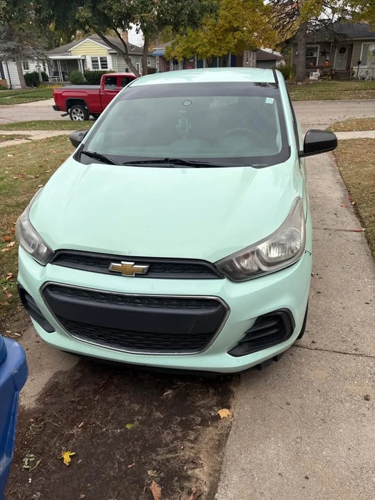Chevrolet Spark - Image 3 of 5