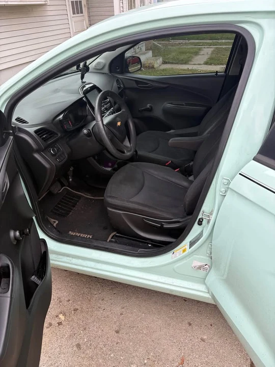 Chevrolet Spark - Image 2 of 5