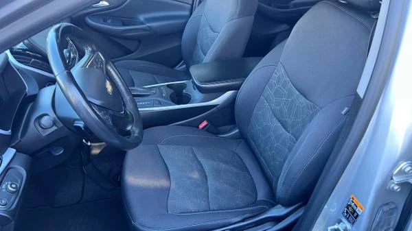 2017 Chevrolet Volt - Image 19 of 21
