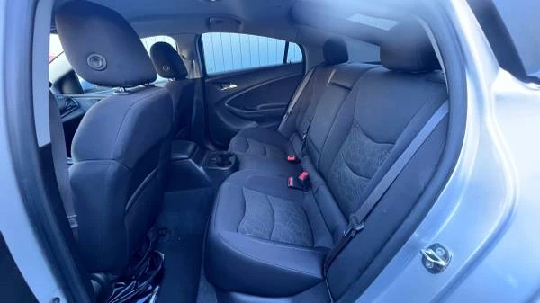 2017 Chevrolet Volt - Image 12 of 21
