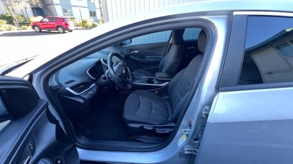 2017 Chevrolet Volt - Image 13 of 21