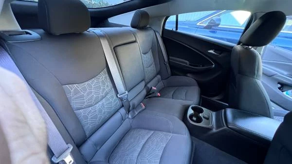 2017 Chevrolet Volt - Image 8 of 21