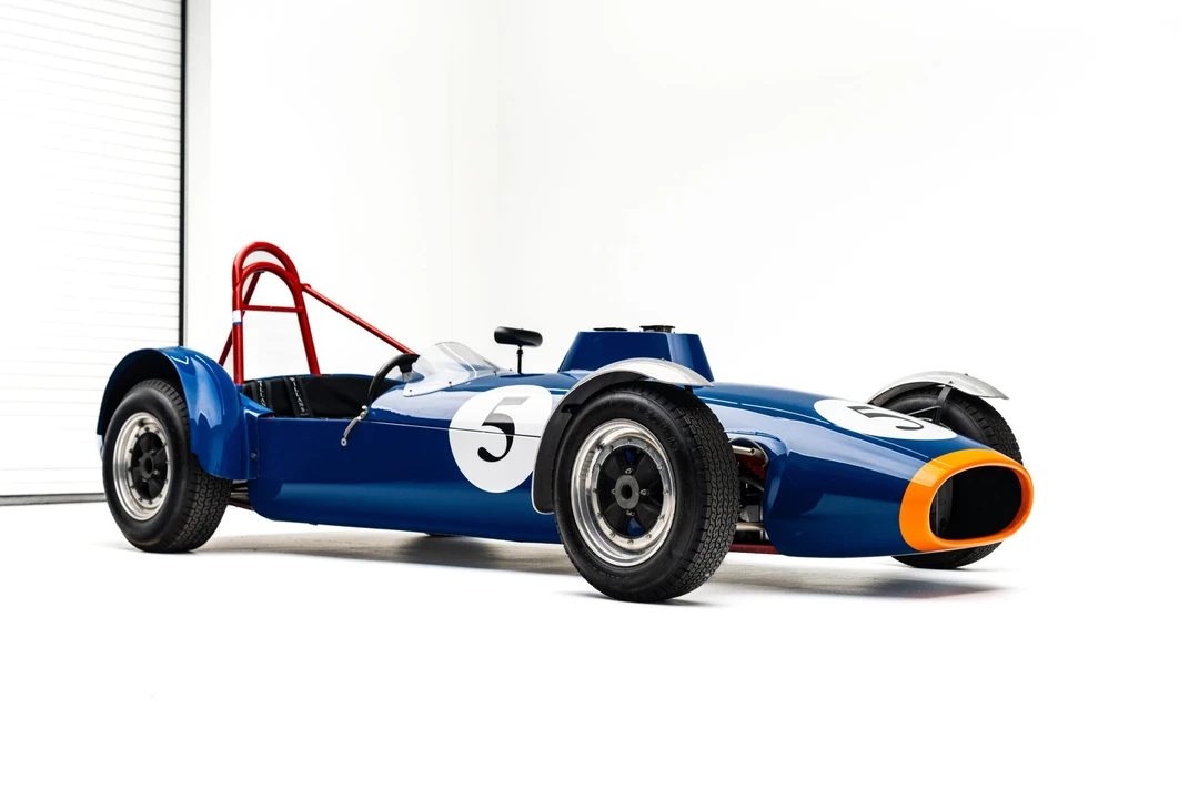 1966 Chevron - Image 2 of 31